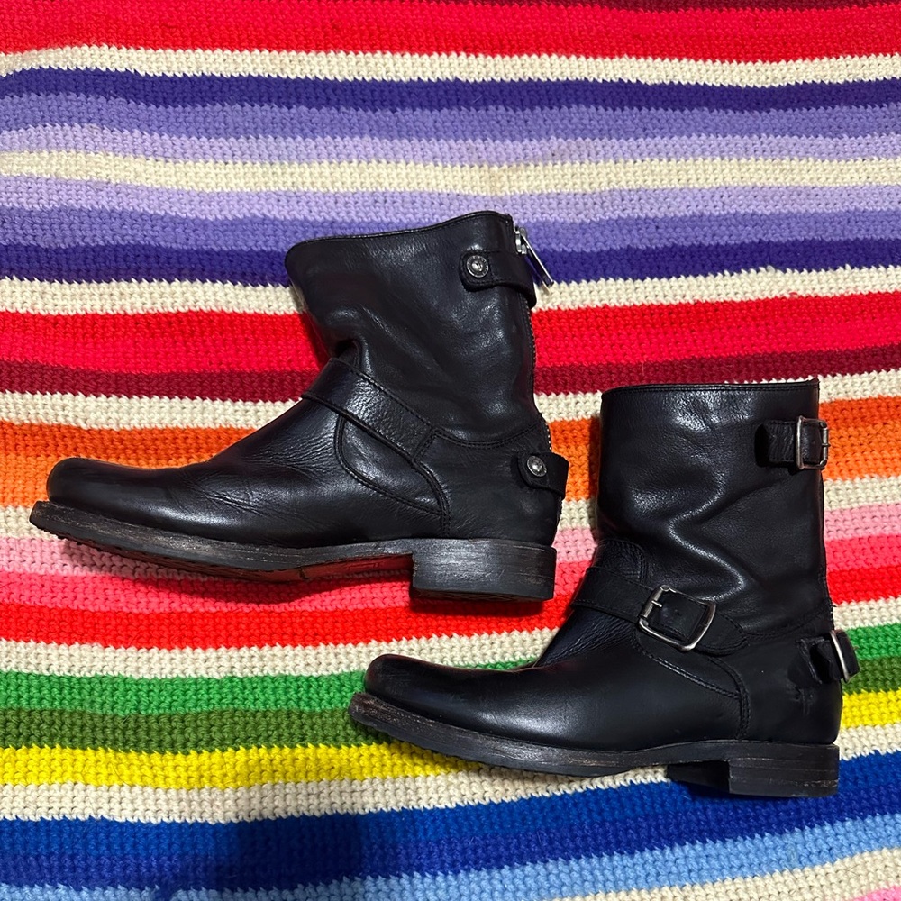 Frye Leather Short Boots Zip Back